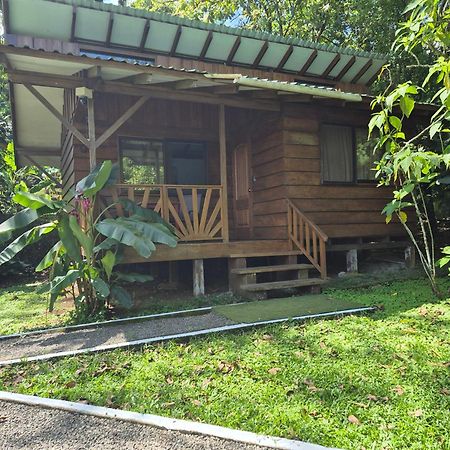 Guápiles Centro Ananda B&B 외부 사진