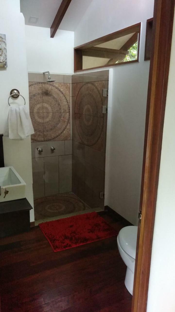 Guápiles Centro Ananda B&B 외부 사진