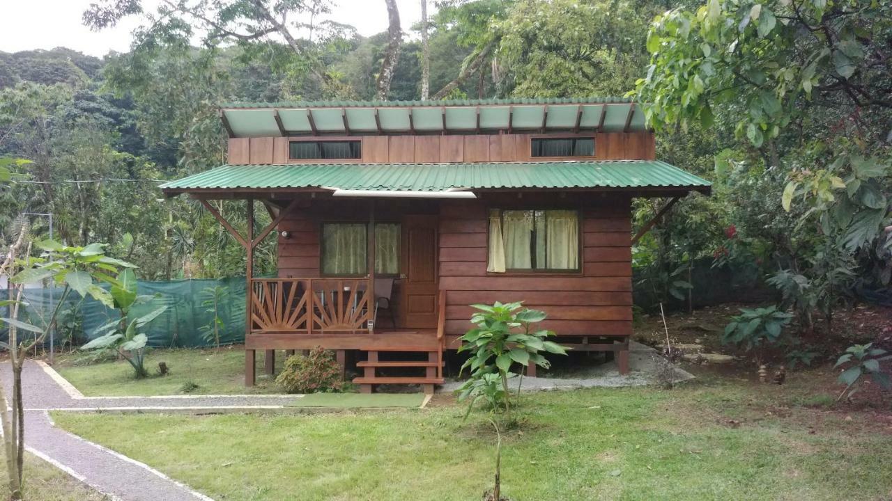 Guápiles Centro Ananda B&B 외부 사진